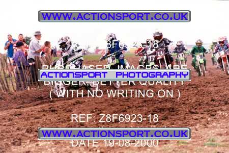Photo: Z8F6923-18 ActionSport Photography 19/08/2000 ProClean Ladies Motocross International - Elsworth  _5_60s #9