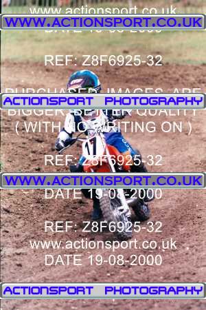 Photo: Z8F6925-32 ActionSport Photography 19/08/2000 ProClean Ladies Motocross International - Elsworth  _6_Autos #17